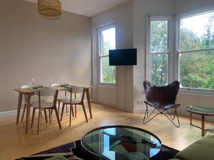 Lovely Spacious 1-Bedroom Flat In Tufnell Park Close To Central 伦敦 外观 照片