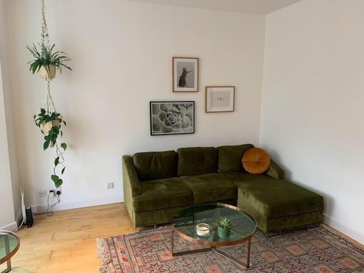 Lovely Spacious 1-Bedroom Flat In Tufnell Park Close To Central 伦敦 外观 照片